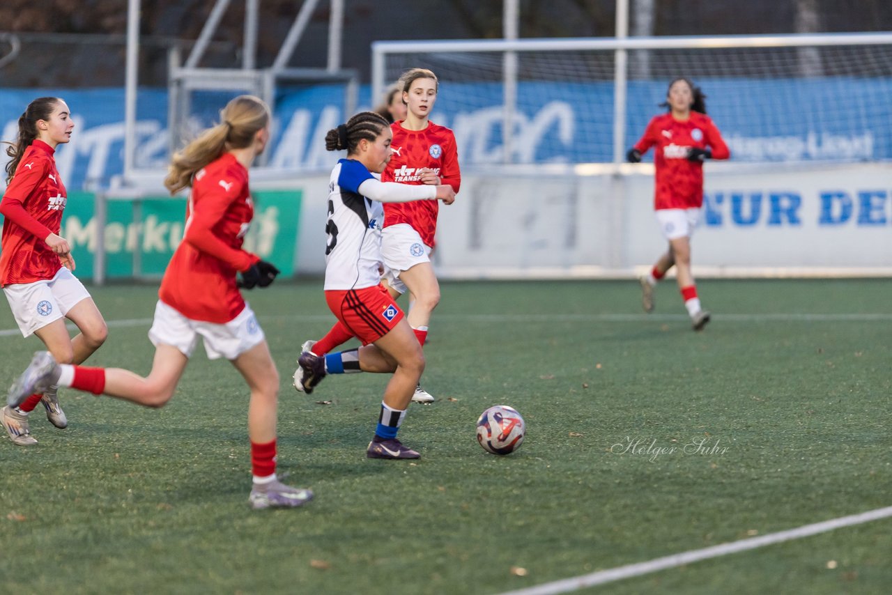 Bild 443 - wBJ Hamburger SV - Holstein Kiel : Ergebnis: 8:0